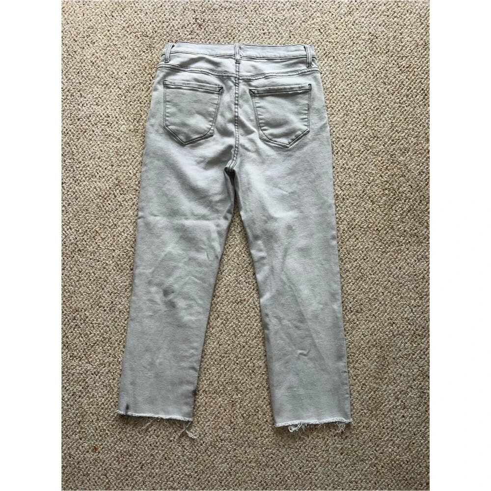 Kensie 30/10 Allie Lux Light Gray High-Rise Slim Straight Jeans